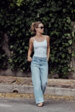 شلوار جین زنانه زارا Z1975 RELAXED FIT MID-WAIST JEANS WITH TURN-UP HEMS